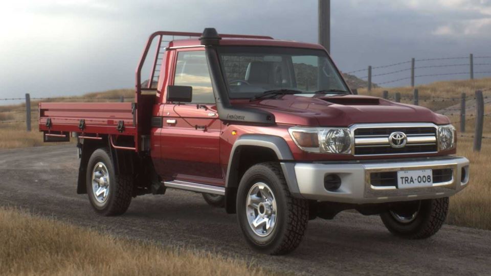 توقف دریافت سفارش برای تویوتا لندکروزر 70